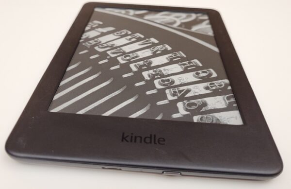 Amazon Kindle Basic 3rd (10th Generation) 300ppi, 8gb, 6" [Grade A] - Image 7