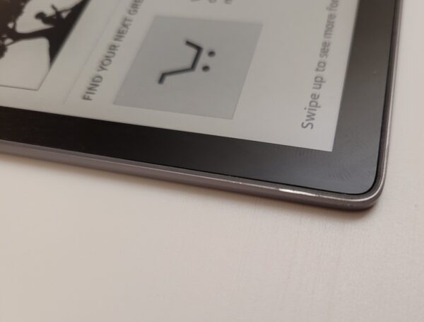 Amazon Kindle Oasis (10th Generation) Wi-Fi + LTE, 32gb, 7" [Grade A] - Image 2