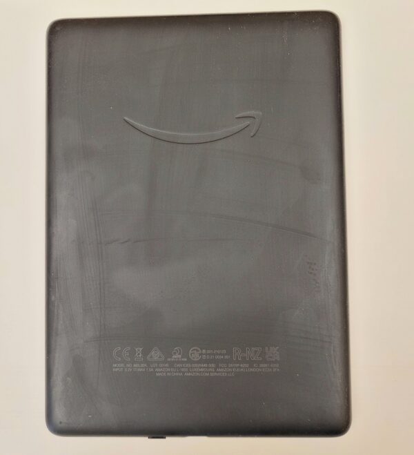 Amazon Kindle Paperwhite (11th Generation) 300ppi, 8gb, 6.8" [Grade A] - Image 3
