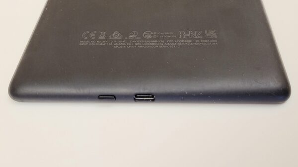 Amazon Kindle Paperwhite (11th Generation) 300ppi, 8gb, 6.8" [Grade A] - Image 6