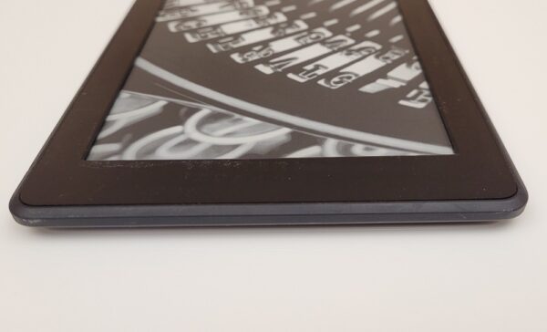 Amazon Kindle Paperwhite 3rd (7th Generation) 300ppi, 4gb, 6" [Grade A] - Image 3