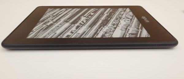 Amazon Kindle Paperwhite 4th (10th Generation) 4G LTE + Wi-Fi, 32gb, 6" [Grade A] - Image 4
