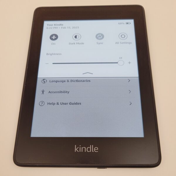 Amazon Kindle Paperwhite 4th (10th Generation) 4G LTE + Wi-Fi, 32gb, 6" [Grade A] - Image 3