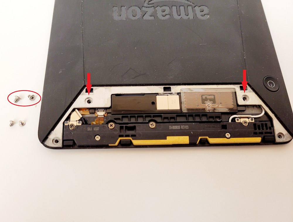 Kindle Voyage Battery Replacement Guide, replacing the upper screws